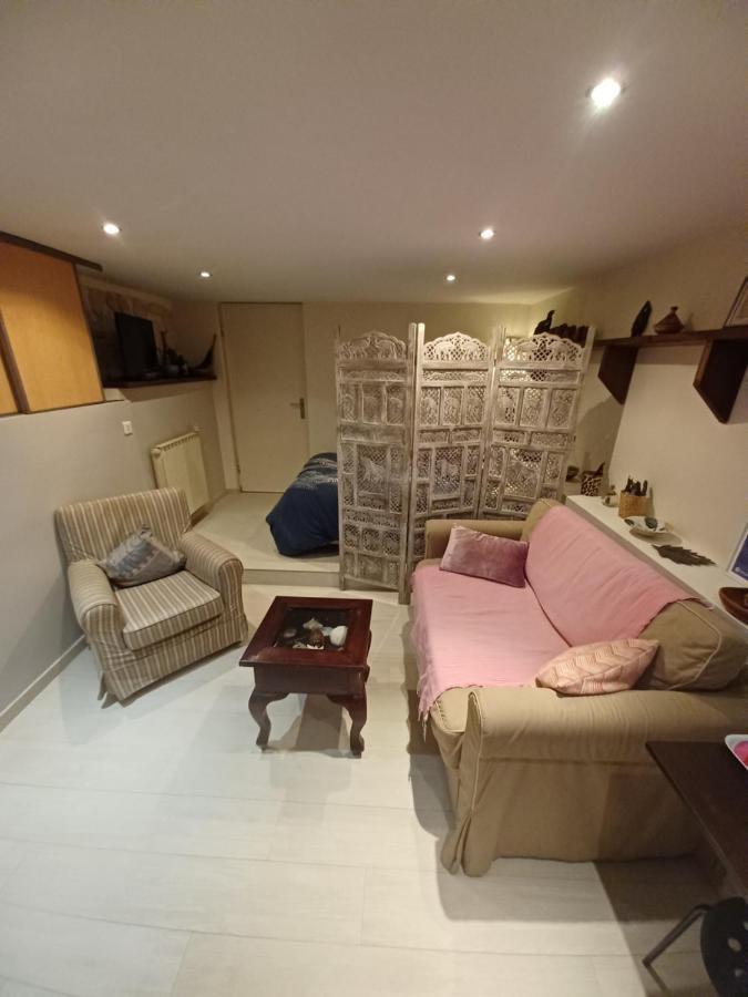 Studio Cosy Au Calme Apartment Тулон Екстериор снимка